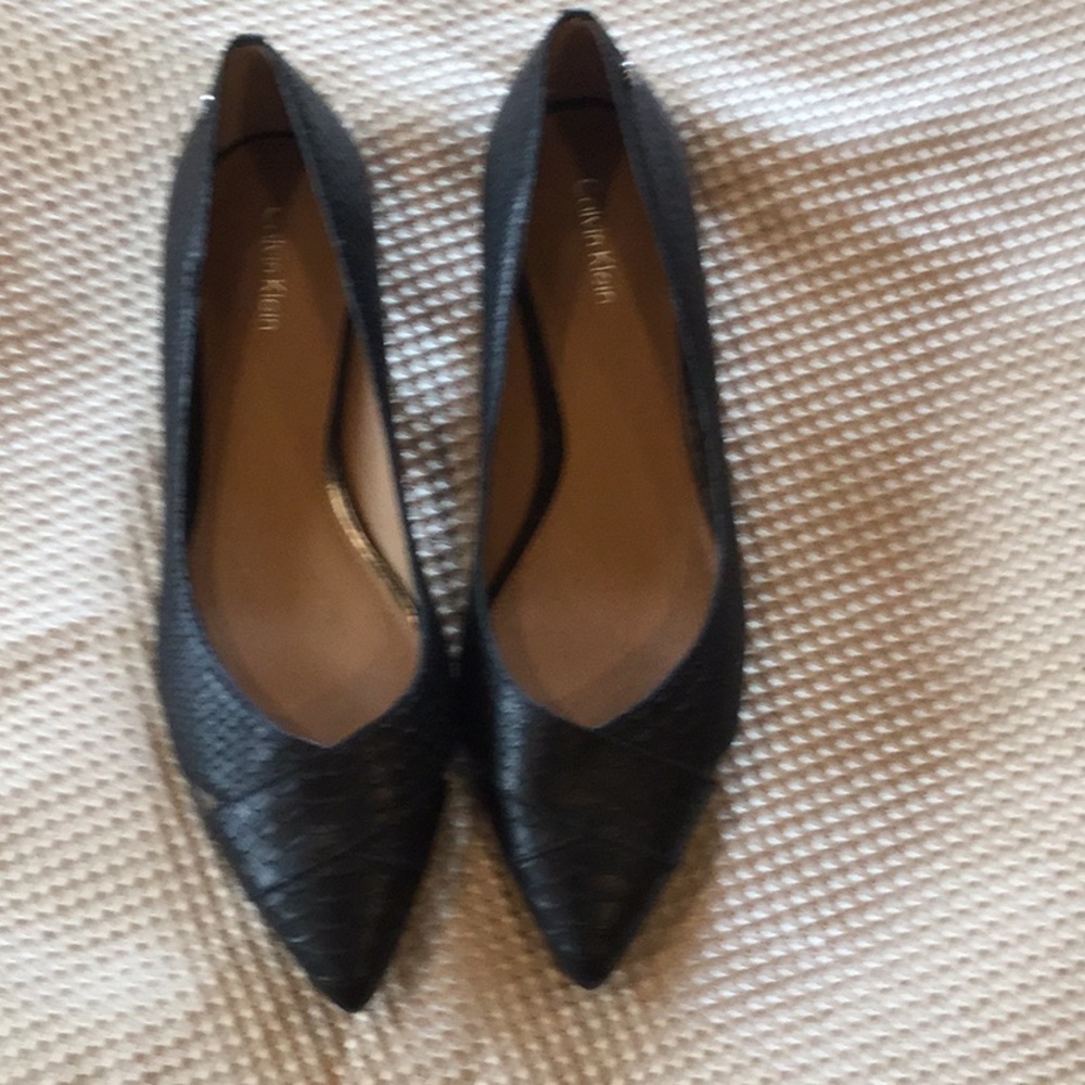 Black flats